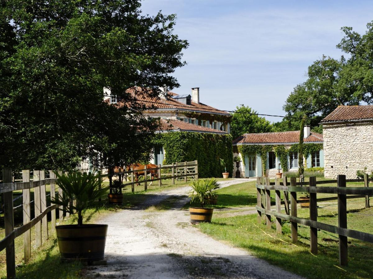 Chateau De L'Isle - Chambres D'Hotes Кастельно-де-Медок Екстер'єр фото